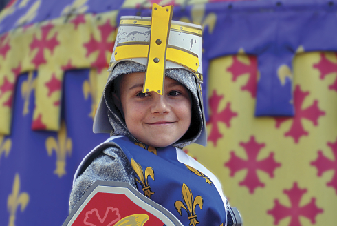Nathan au Puy du Fou : rêve réalisé par l'Association Petits Princes