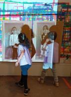 La Nuit des Musées : Des enfants participent à une œuvre collective