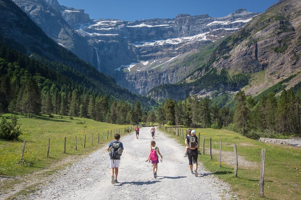 Cirque de Gavarnie Randonnée & Guide Rheaparks