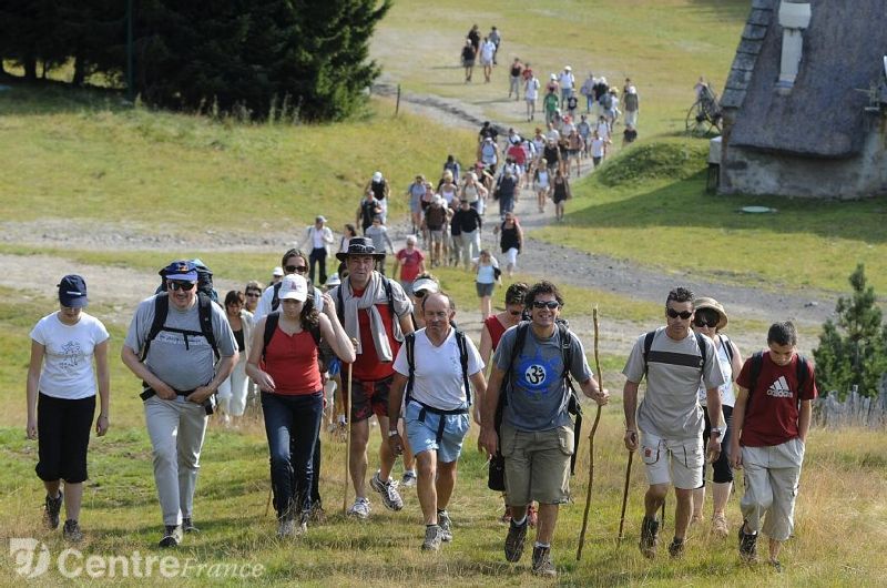 Fête de la SaintSixte randonnée du Mont Dore jusqu'au sommet du
