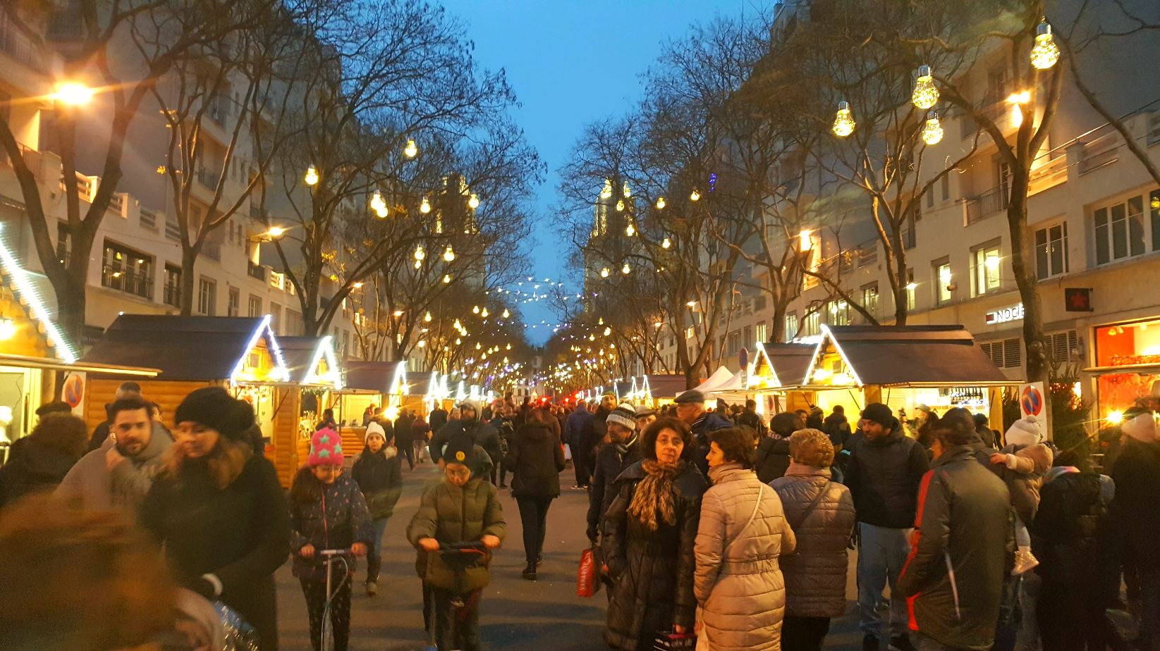 Noël aux Gratte-Ciel 2013 : marché, spectacles et ateliers pour enfants à VIlleurbanne - Citizenkid