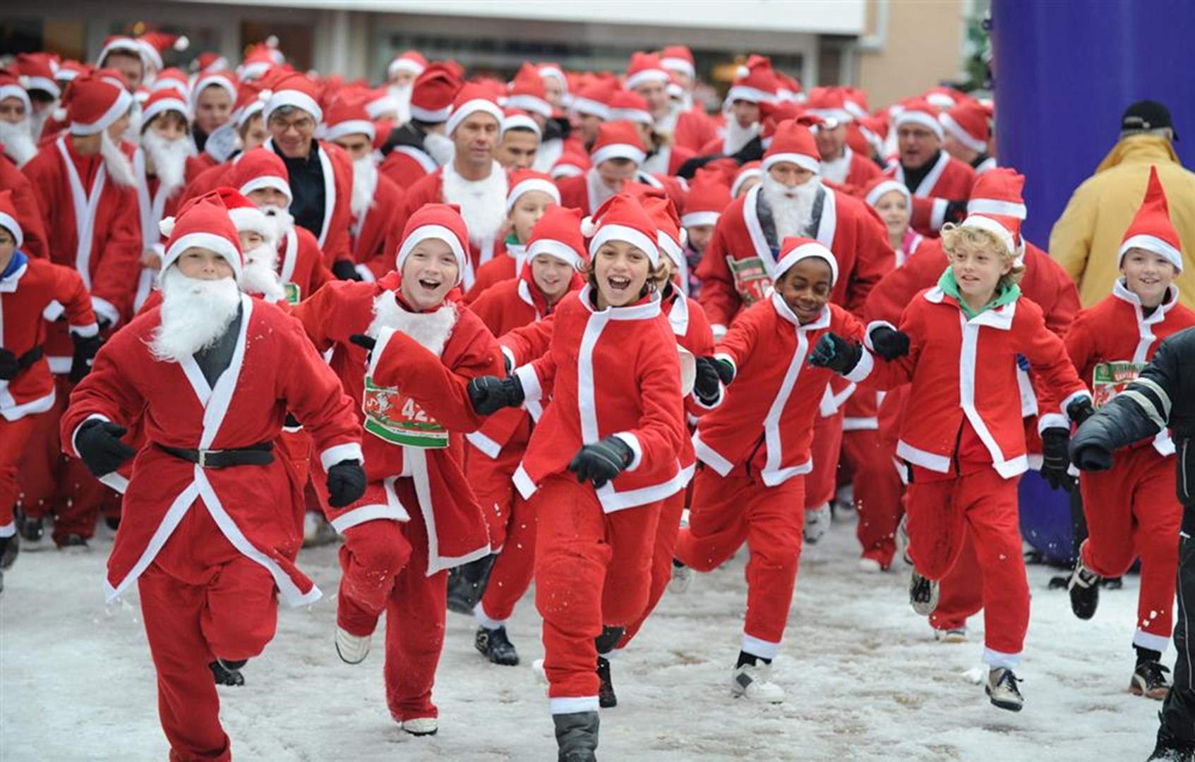 Christmas Run 2018 course ludique avec déguisement de Père Noël pour les familles à Sète