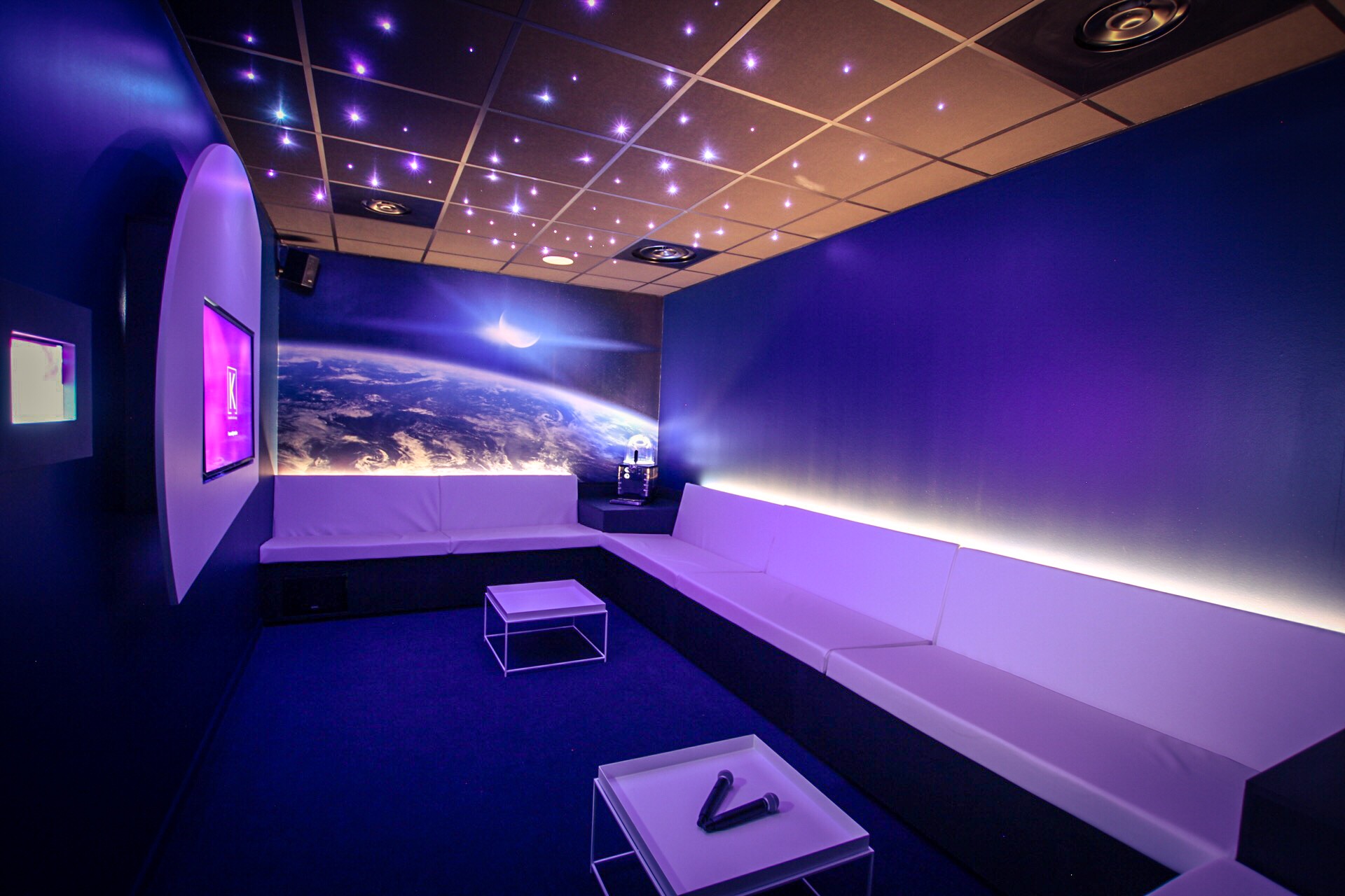 Koncept salles de karaoké privatives à Aubière, près de Clermont