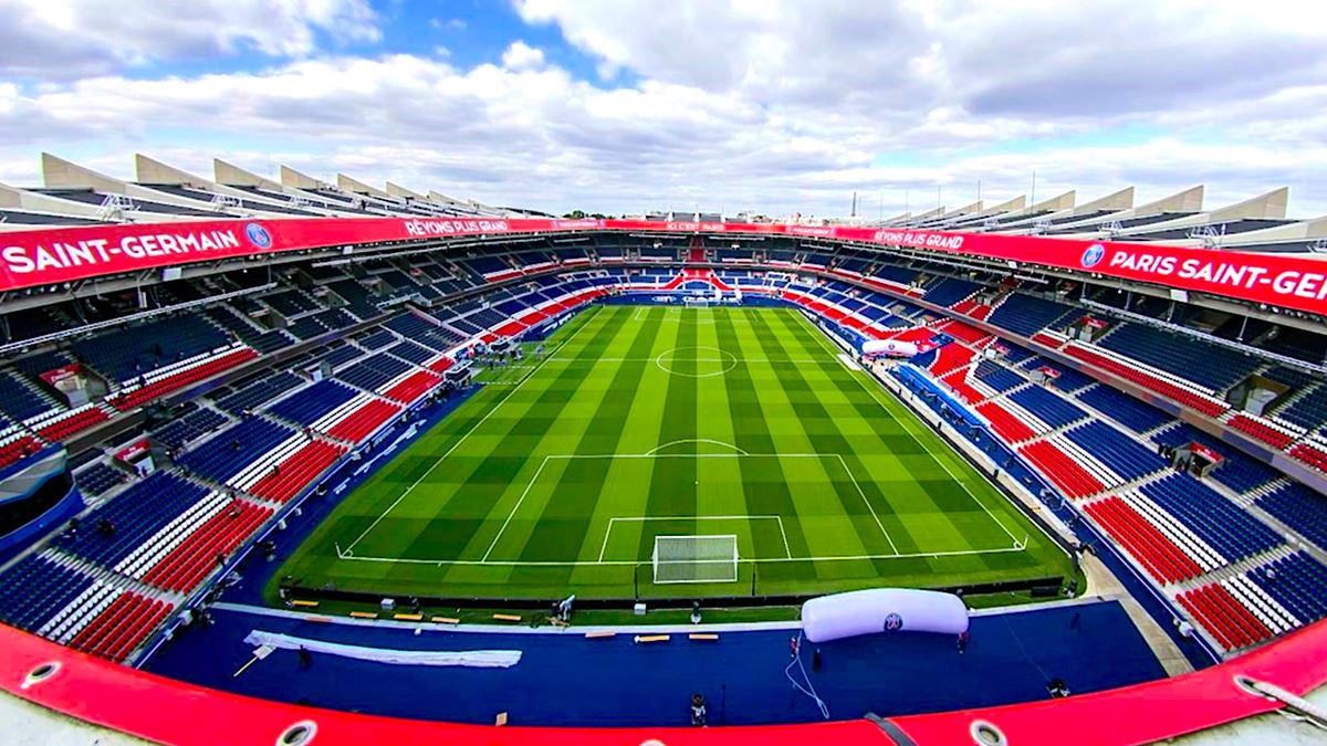 No Place For The Fake Princes PSG Experience : visite et anniversaire enfant au Parc des Princes