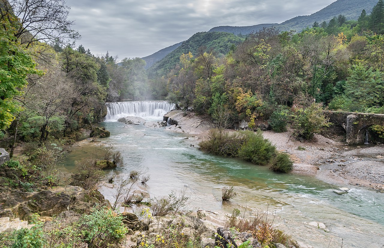 Cascade de la Vis : baignade en famille près de Montpellier - Citizenkid