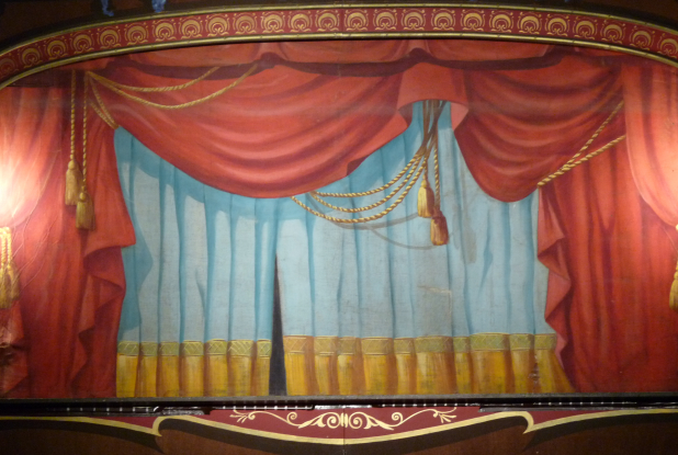 Rideau de la Maison de Guignol