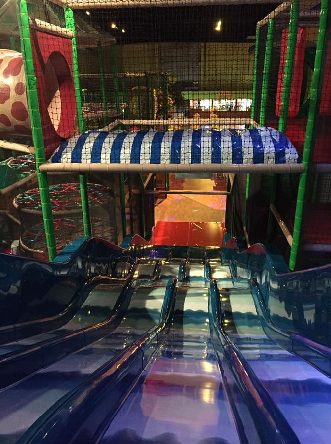 Parc C L'Aventure Toulouse plaine de jeux indoor pour enfants de 0 à