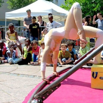 A ta taille - Cie Les Sanglés