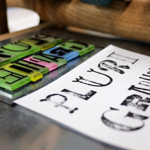 Les Rencontres du Papier et du Livre à Toulouse : calligraphie