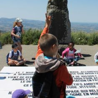 Les petits explorateurs au sommet