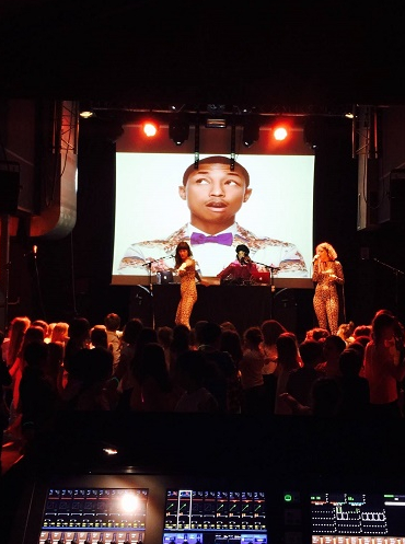 Petit Bain Douche - Super Boum