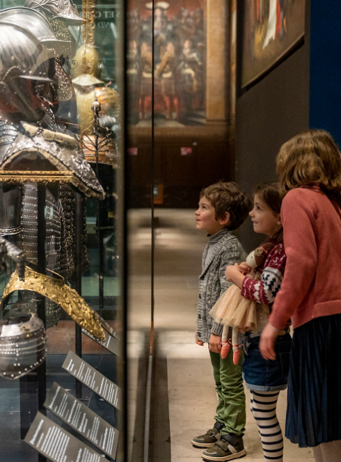 Musée de l'Armée : Les enfants visitent
