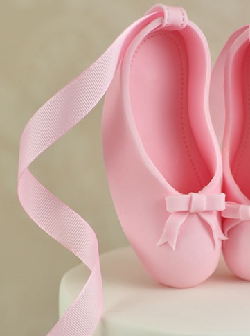 Un anniversaire enfant sur le thème de la danse - Gâteau Juniper Cakery