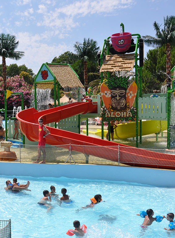 Aqualand à SaintCyrsurMer parc aquatique près de Marseille