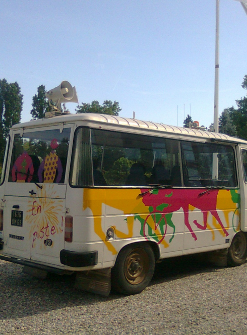 voiture suiveuse invitations hippodrome