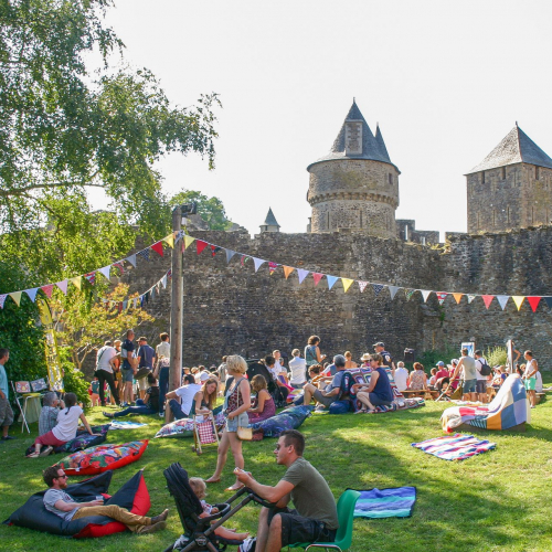 Les Scènes déménagent