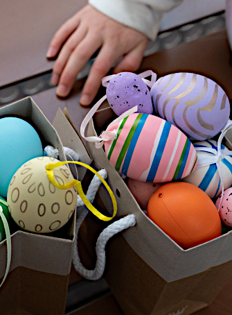 Croisière sur la Seine et chasse aux œufs de Pâques 2025 avec les Vedettes du Pont-Neuf