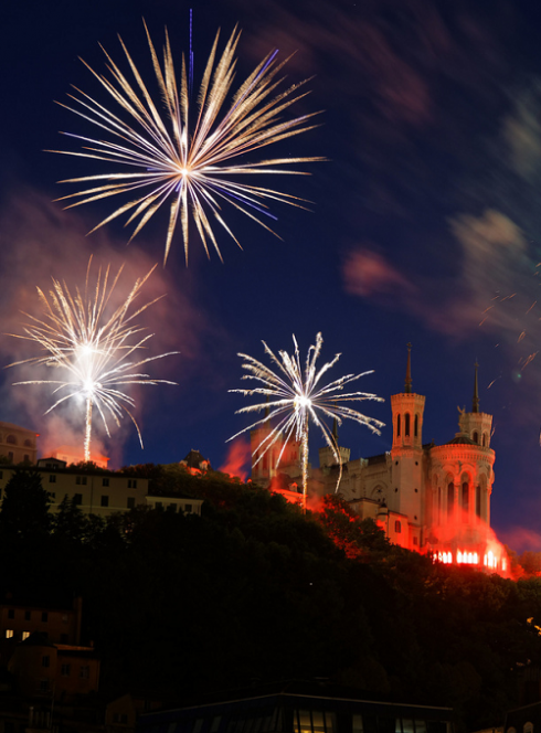 Festivités du 14 juillet : Feu d'artifice au dessus de Fourvière