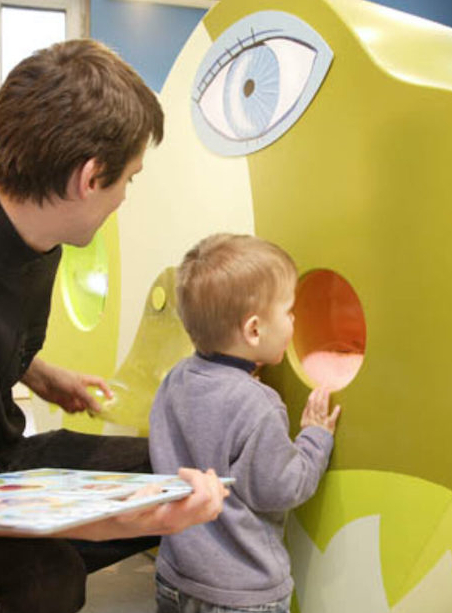 Exposition Vivant pour de vrai ! : enfant à l'expo