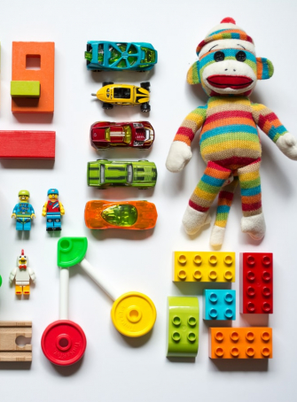 B’ours aux jouets