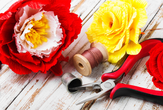 Bricolage fête des grands mères : fleurs en papier