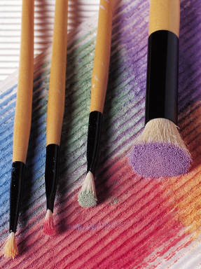 crayons pastels pinceaux