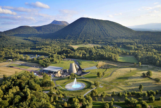 Vue aérienne - Vulcania