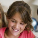 Enfants surfant sur le net