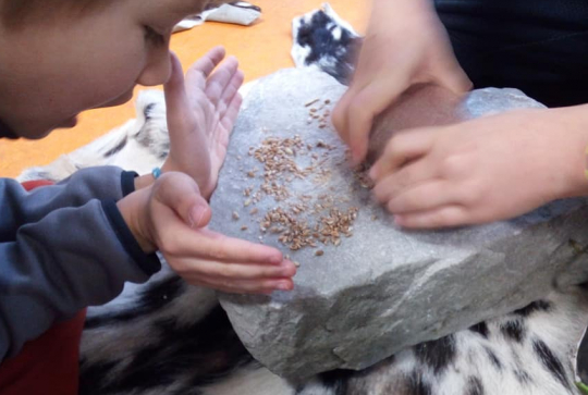 Musée de Préhistoire d’Ile-de-France : atelier enfants