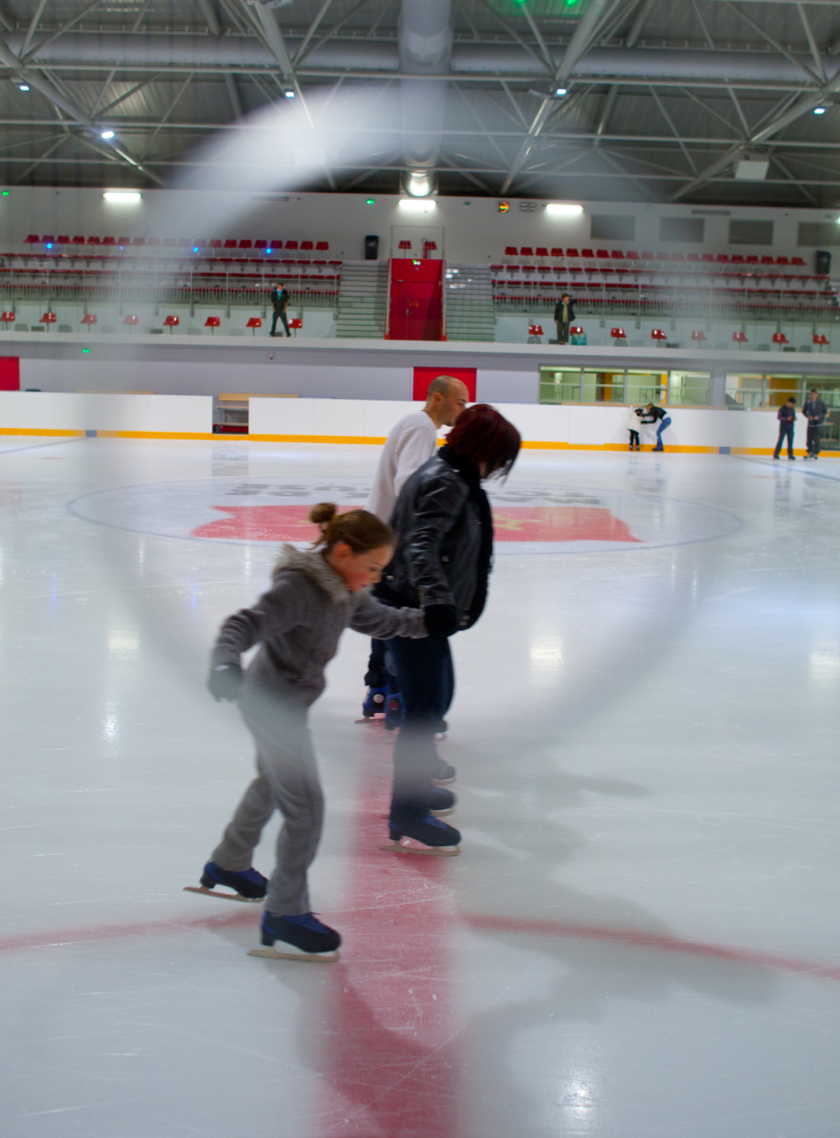 Complexe sportif Alex Jany piscine et patinoire en famille à Toulouse