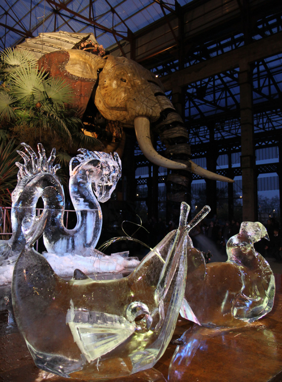 Noël aux Nefs : l'éléphant des Machines de l'île et la sculpture sur glace