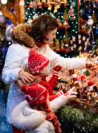 Vivez la magie des Marchés de Noël à Bordeaux : marché de Noël avec enfant féérie