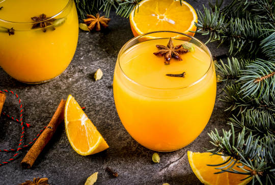 Jus d'orange chaud aux épices