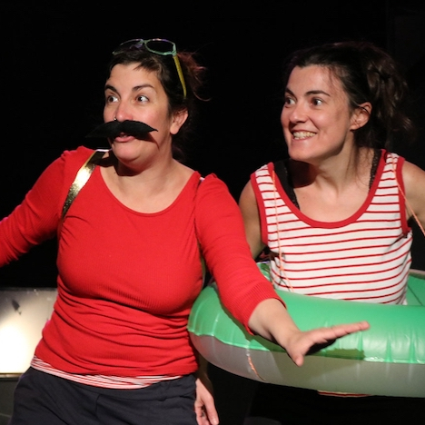 Les moustaches de Lila - Dans la bouche du loup