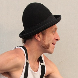 Des pieds et des mains