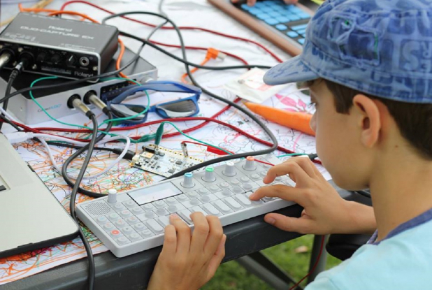 Müca Özer au Parc bordelais