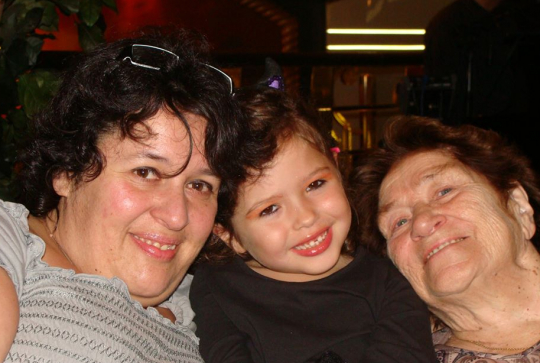 Concours Photo 2015 Ma grand mère et moi_thomas_léa