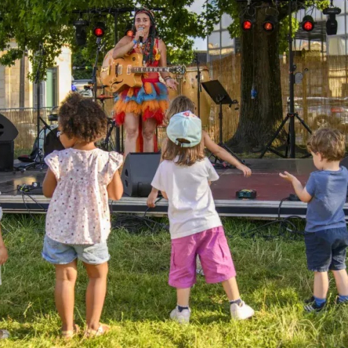 Un après midi musical pour les enfants du Grand parc
