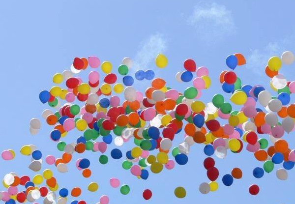 Terre des Mômes - Lâcher de ballons pour anniversaire enfants
