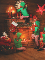 Le lutin du Beffroi d'Armentières : Des petits lutins dans la maison du Père Noël