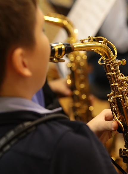 Printemps des Arts de Monte-Carlo 2024 : petit musicien