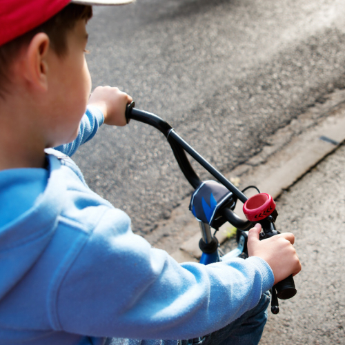Vélo en ville avec les enfants : tout ce qu'il faut savoir