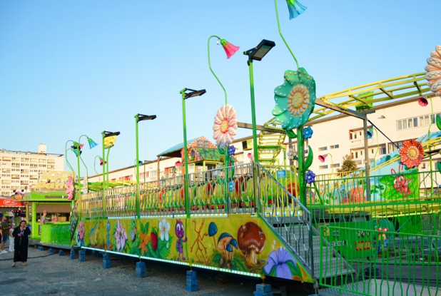 Foire aux manèges : Chenille
