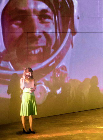 Cosmos – Maëlle Poésy, thèâtre en famille dès 13 ans