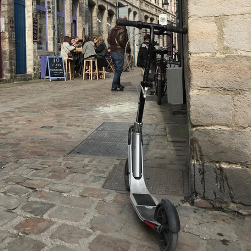 Le Grand Huit : visite de Lille en trottinette