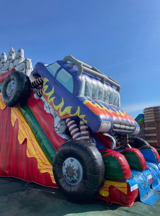 Structure gonflable du Jungle Parc de Corbas