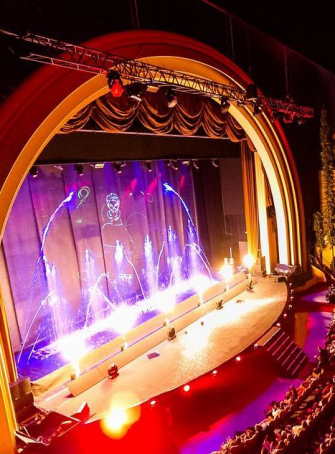 La Féerie des Eaux : « Tous en Scène 2 » au Grand Rex