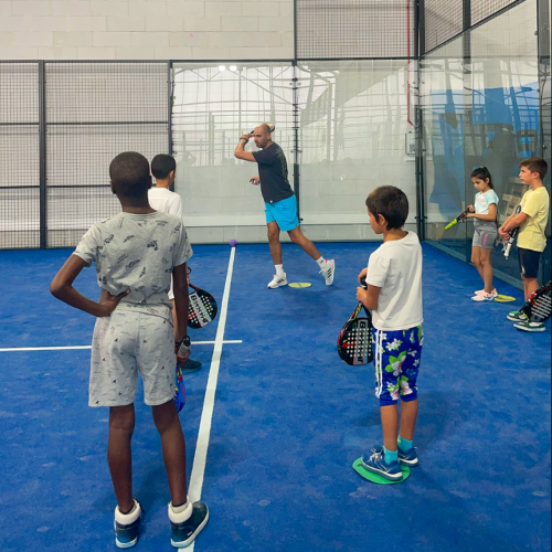 All in Padel cours de padel avec des enfants