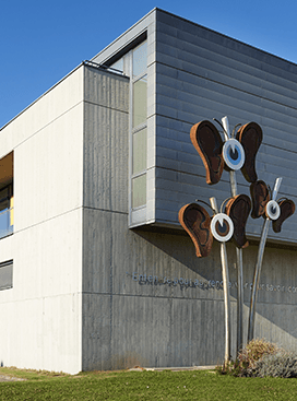 La médiathèque Tomi Ungerer.