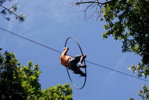 Monkey Forest : tyrolienne